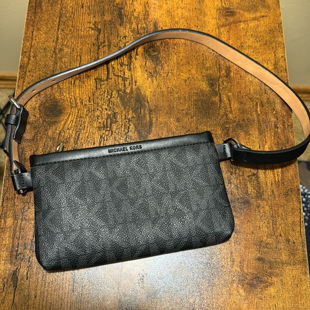 Michael Kors belt bag